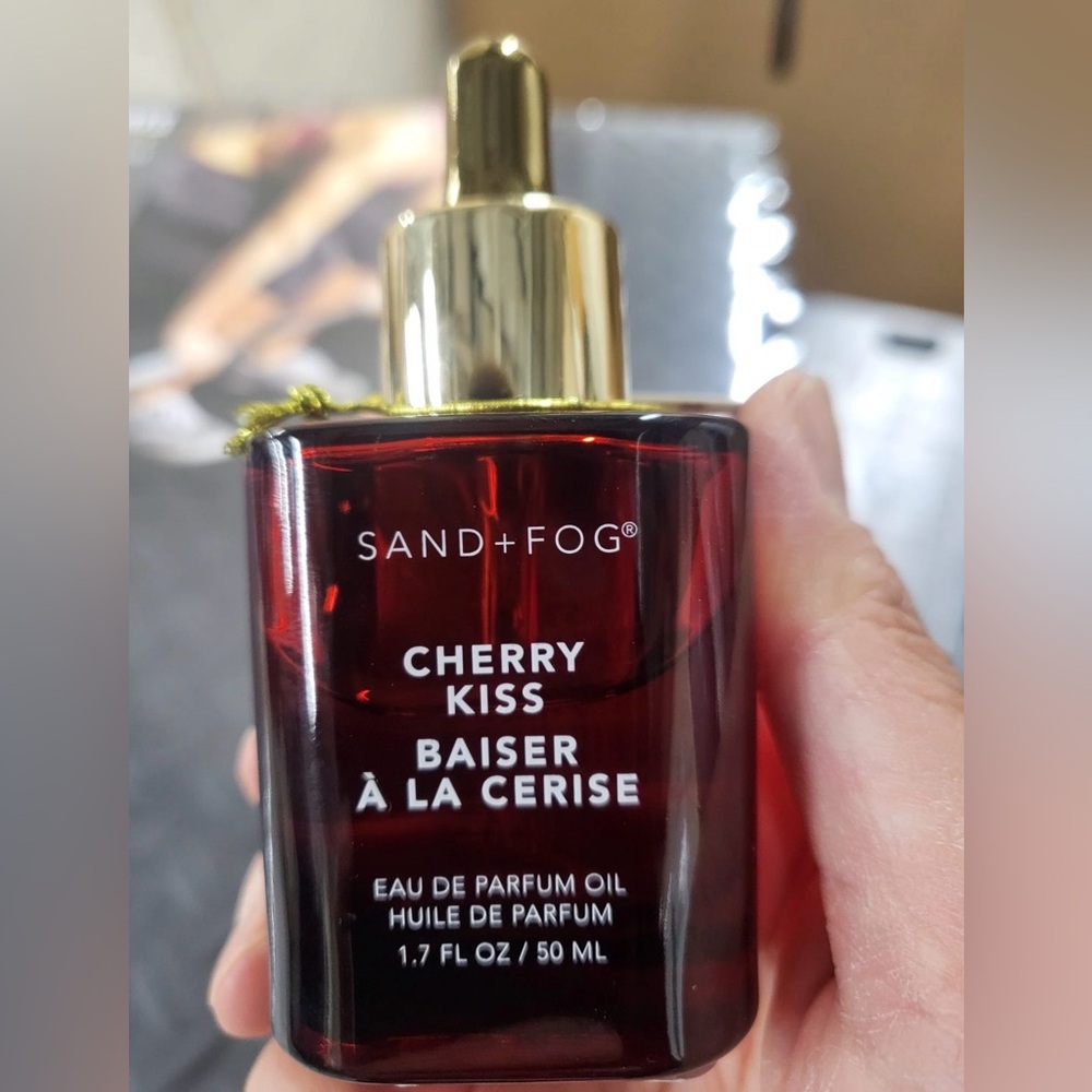 Sand + Fog Cherry Kiss E D P oil